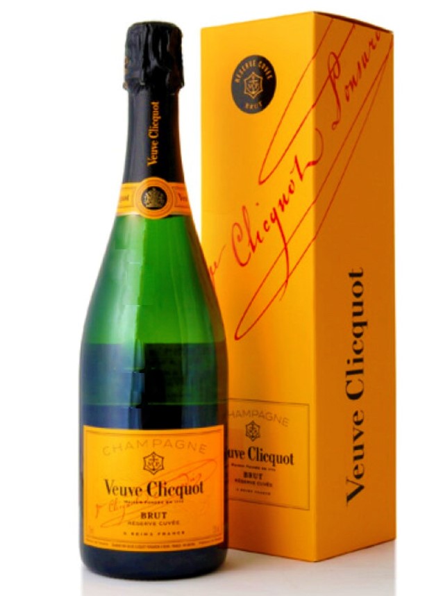 Veuve Clicquot ヴーヴ・クリコ イエローラベル・ブリュット NV 750mlびん 1本 シャンパン・スパークリングワインの商品画像