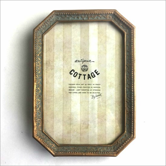 【アンティーク】八角形の額縁フレーム メール便送料無料】 アンティーク フォトフレーム 八角 ゴールド M