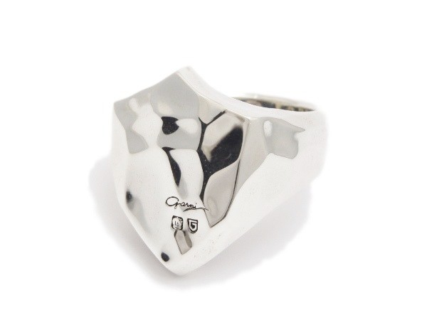 GARNI ガルニ Shield Emblem Ring - L リング GR16007 17号 GARNI ガルニ Shield Emblem Ring - L リング GR16007 17号