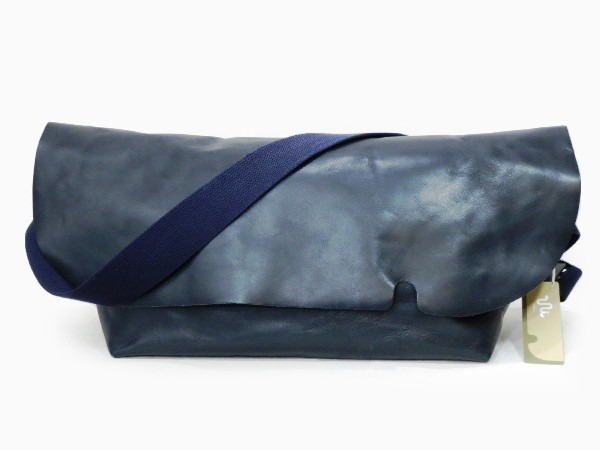 Uni&co. (ユニアンド コー) メッセンジャーバッグ(S) Uni&co. MESSENGER BAG (S)/CARBON BLACK-FAS