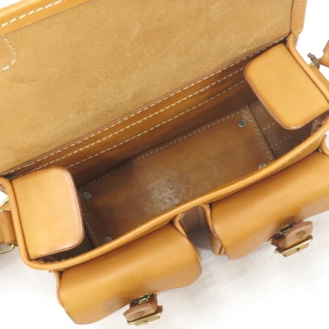 HERZ ヘルツ　革ショルダーバッグ　キャメル　USED品 HERZ 美品 ヘルツ 前面2ポケットタイプ 2WAY ショルダーバック A