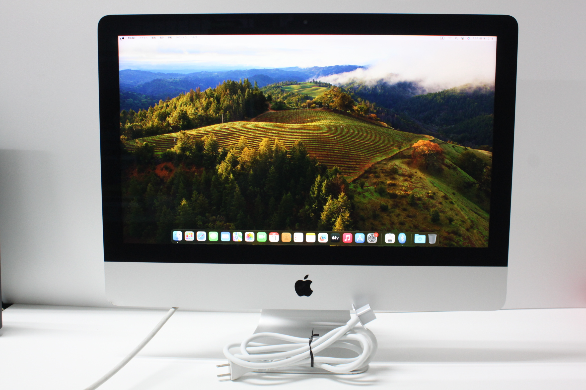 iMac(Retina 4K,21.5 дюймовый,2019)HDD1TB/8GB(MRT32J/A)(5)