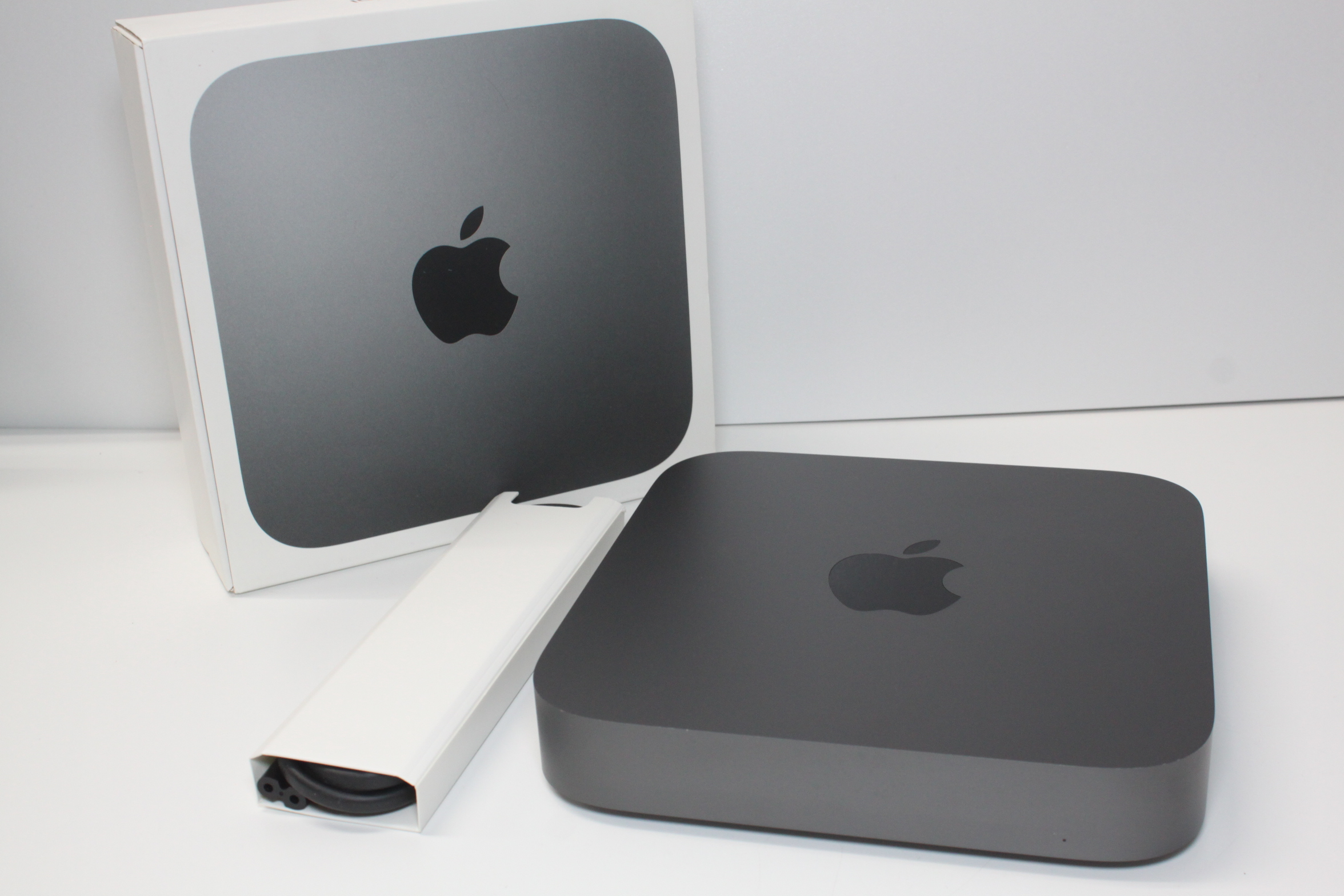 Mac mini(2018)1TB/32GB(MRTT2J/A)(6)