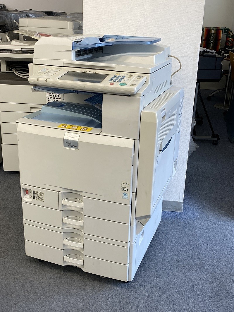  подготовлен RICOH б/у A3 цветная многофункциональная машина Ricoh imagio MP C2500