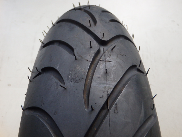 B1242- Dunlop SCOOTSMART 110/80-14 53P used 9.9 amount of crown only one 2020 year made front 