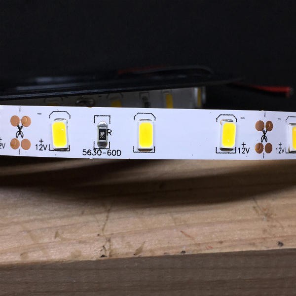 LED лента свет 100 V источник питания адаптер в одном корпусе 5730 высокая яркость лампа цвет 12 V (5 cm 0.6 W единица измерения продается куском, не водонепроницаемый, осветительное оборудование )
