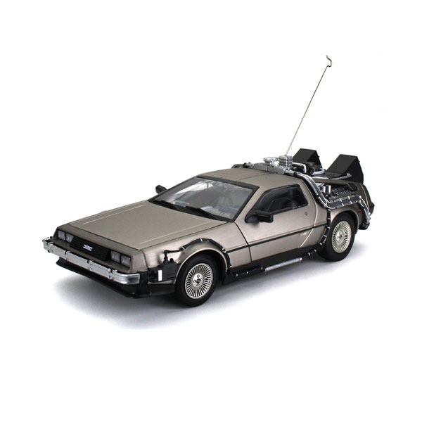 1/18 バッグ・トゥ・ザ・フューチャー　デロリアン SUNSTAR(日用品) デロリアン 「バック トゥー ザ フューチャー」 Part