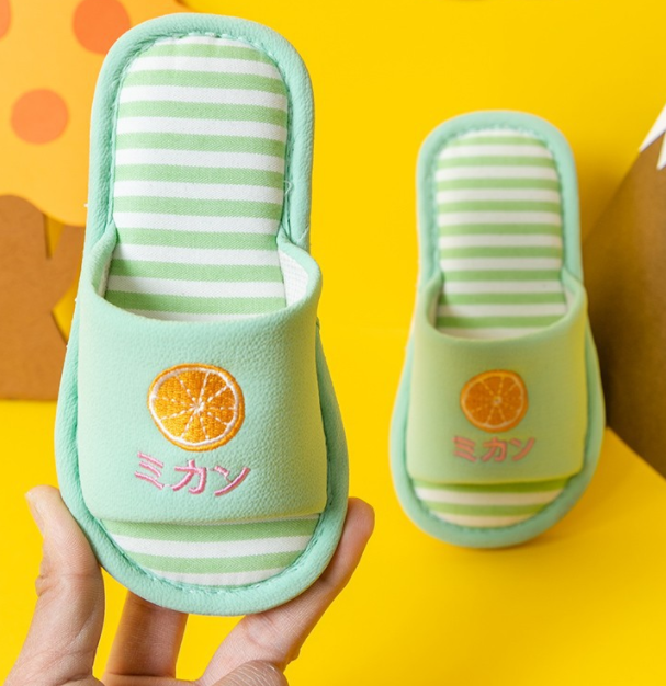  тапочки Kids детский сандалии лето осень для помещений ребенок обувь легкий надеть обувь ... мужчина девочка хлопок лен модный салон обувь клубника ананас авокадо морковь 