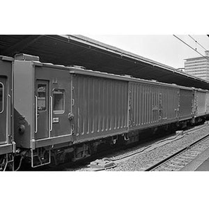 モデルアイコン 国鉄マニ44（未塗装キット） 2両セット 723M1 模型