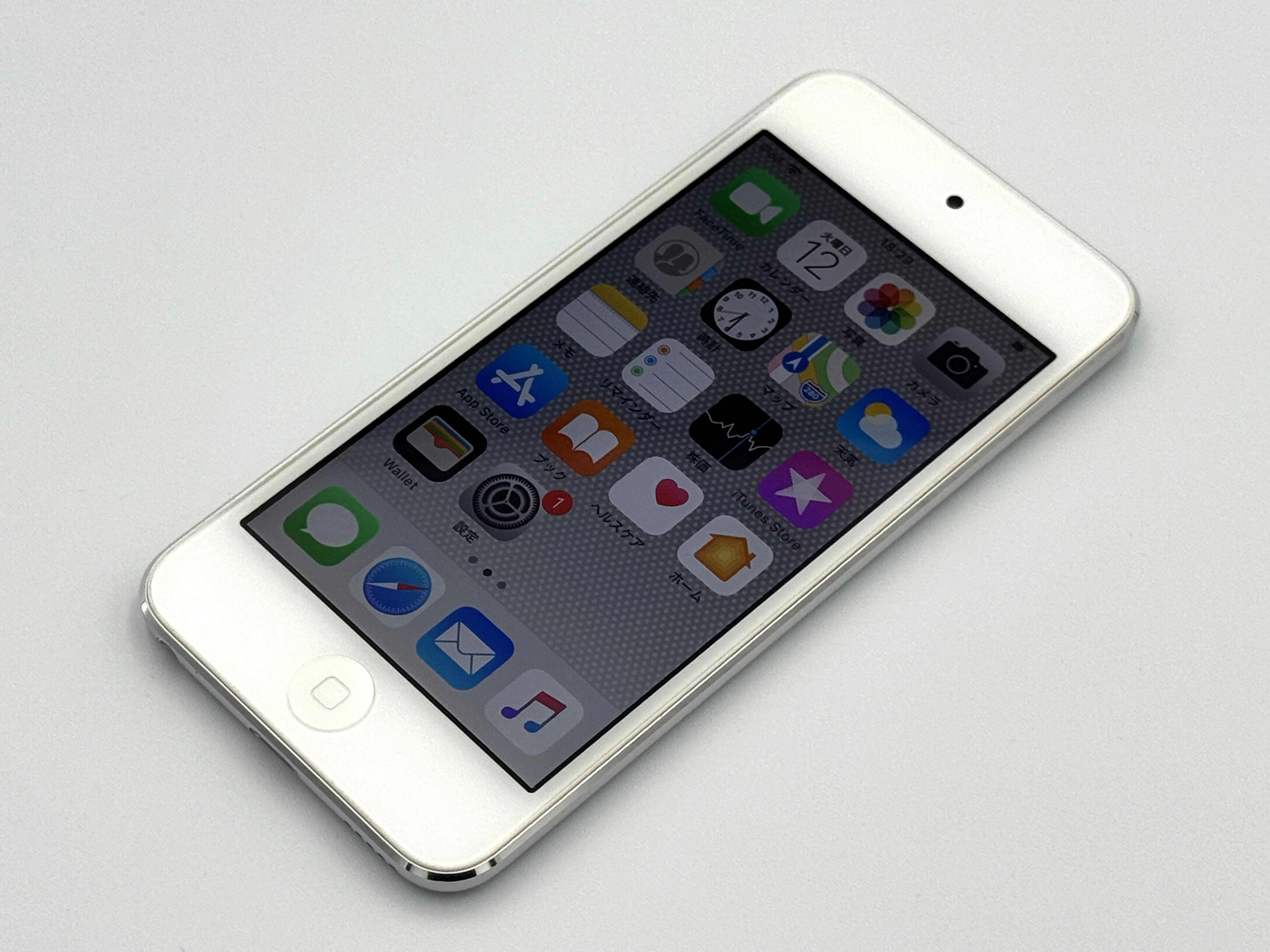 新品iPod touch 第6世代 32GB シルバー MKHX2J/A 未開封 iPod touch 【第6世代 2015年モデル】 16GB シルバー MKH42J/A Apple