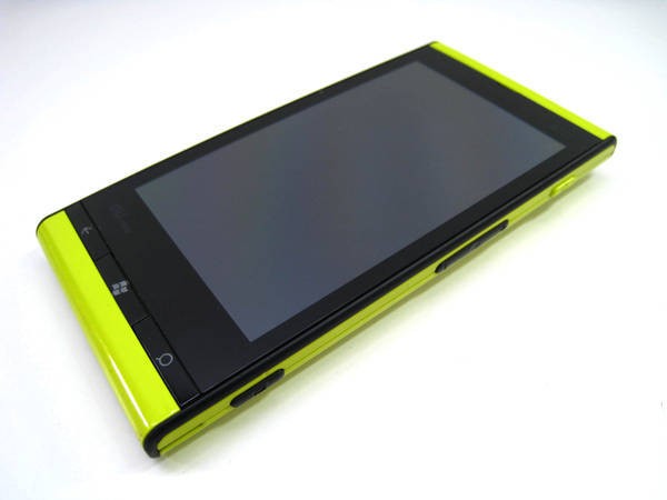 Windows Phone IS12T シトラス au