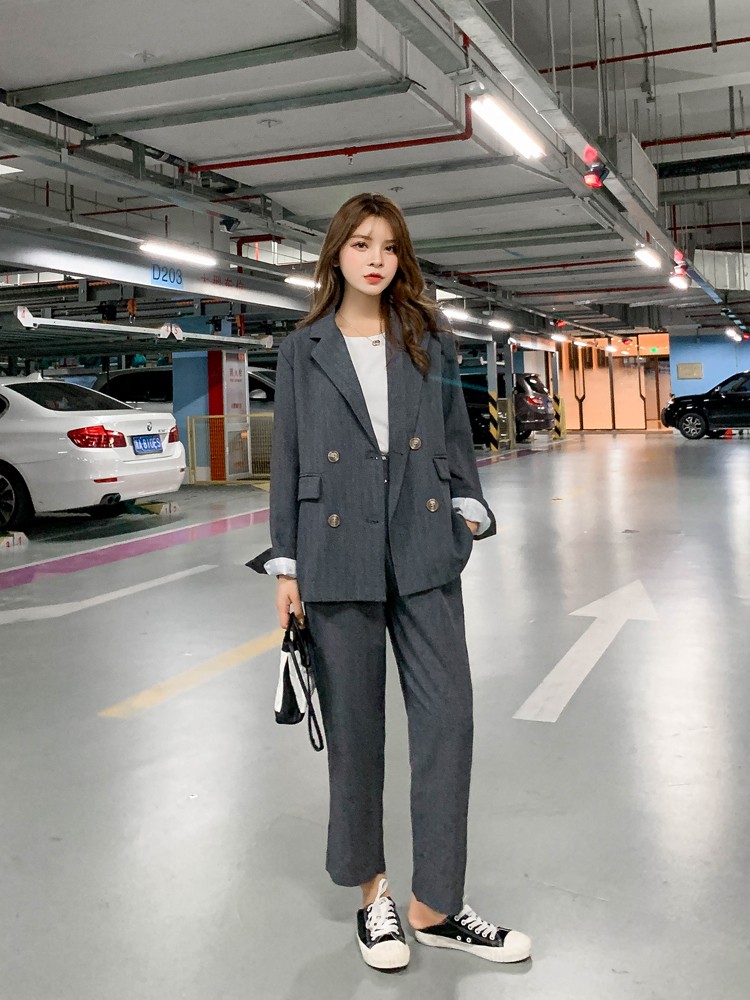 されます グレー ジャケット レディース服 レディース スーツ すると Www Blaskogabyggd Is