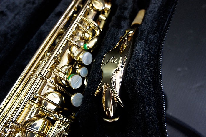 ほぼ未使用の美品 フェスティ tiaraA アルトサックス ブロンズブラス管