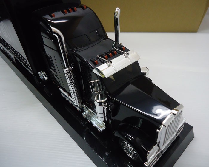 美品 B'z コンプリートシングルBOX トレーラーエディション 美品 B'z コンプリートシングルBOX トレーラーエディション