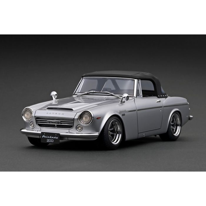 ignition model DATSUN Fairlady 2000 （SR311） WineRed （1/18