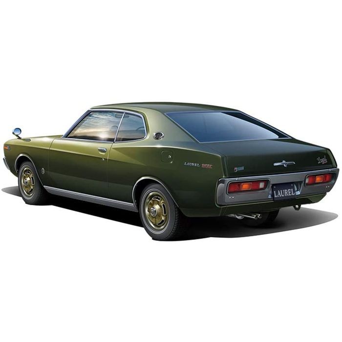 130ローレルSGX ブタケツ 1/24スケール完成品 アオシマ文化教材社 送料