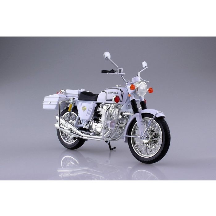 ホンダ CB750 FOUR （K0） 白バイ （1/12スケール 完成品バイク