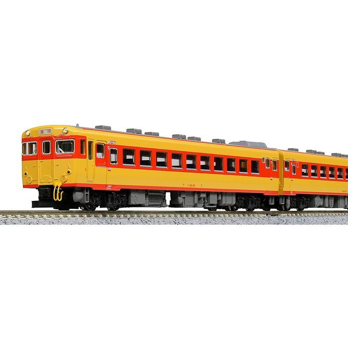 キハ58系(非冷房車)「ざおう」5両セット(10-1532) と キハ65(6117)1両