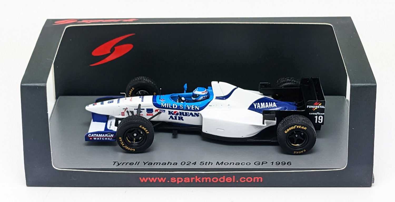 Miniature Spark Tyrrell 024 – GP Monaco 1996 – Mika Salo – Echelle