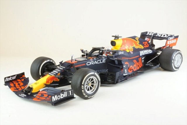 ミニチャンプス レッドブル レーシング ホンダ RB16B マックス