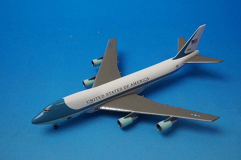 アーカイブシリーズ JAL B767-300 （1986） 完成モデル （1/200