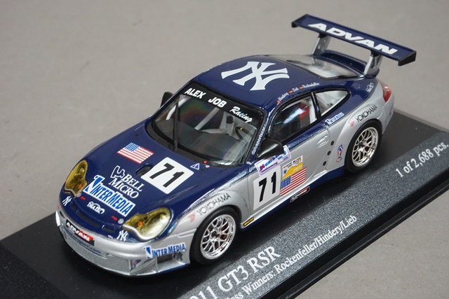 ミニチャンプス Porsche 911 GT3 RSR ALEX JOB RACING L.HINDERY/M.ROCKENFELLER GT2Winner （1/43スケール 400056471） おもちゃのミニカーの商品画像