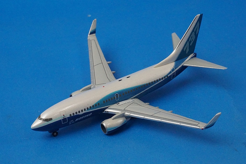 ホーガンウイングス B737-700 ボーイング ハウスカラー ウィングレット付 （1/500スケール 8294） 航空機の商品画像