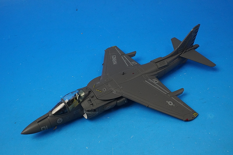 AV-8B ハリアーIIプラス VMA-211 （1/72スケール HA2620）の商品画像