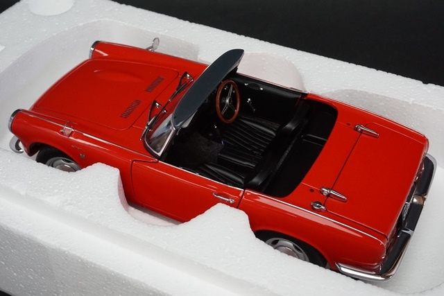 オートアート ホンダ S800 （レッド） （1/18スケール ダイキャスト・モデルカー 73276） おもちゃのミニカーの商品画像