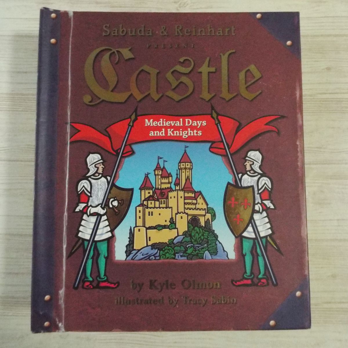  device picture book [ castle Castle : Medieval Days and Knights( damage equipped )] pop up foreign book sub da line Heart West. castle 