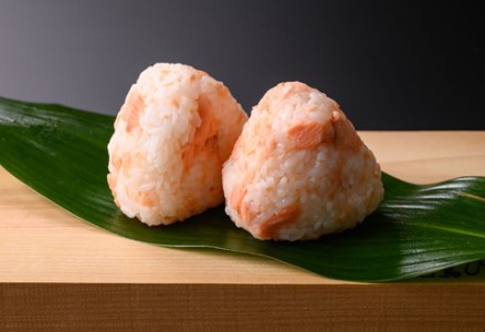 fu.... tax salmon wholesale store [ with translation ] salt salmon cut .( approximately 2.5kg)[AA55].. keta salmon recommendation side dish dining table . present home use freezing rice ball onigiri don't fit non-standard.. three-ply prefecture . north block 