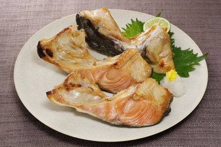 fu.... tax autumn salmon. kama( salt free type )[1kg]_T004-1073 Hokkaido white . block 