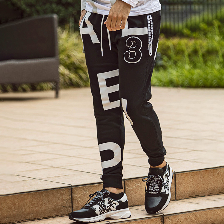 1PIU1UGUALE3 RELAX ウノピゥウノウグァーレトレ ビッグファスナー