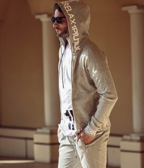 1PIU1UGUALE3 高級　セットアップ　パーカーL　リブパンツM　ベージュ 1PIU1UGUALE3 高級 セットアップ パーカーL リブパンツM ベージュ