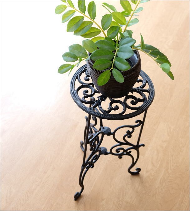 Sale 30 Off フラワースタンド 鉄アイアン 陶器 花器 アンティークスタイル 花瓶 開店祝い Smartcpns Com