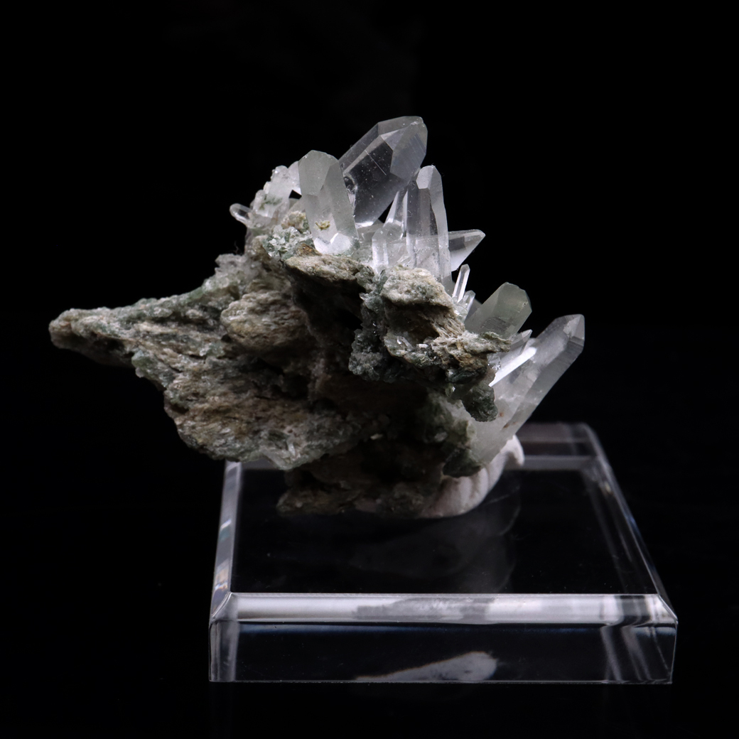 GOLD STONE ヒマラヤ水晶 クラスター 66g 台付き マニハール産 原石