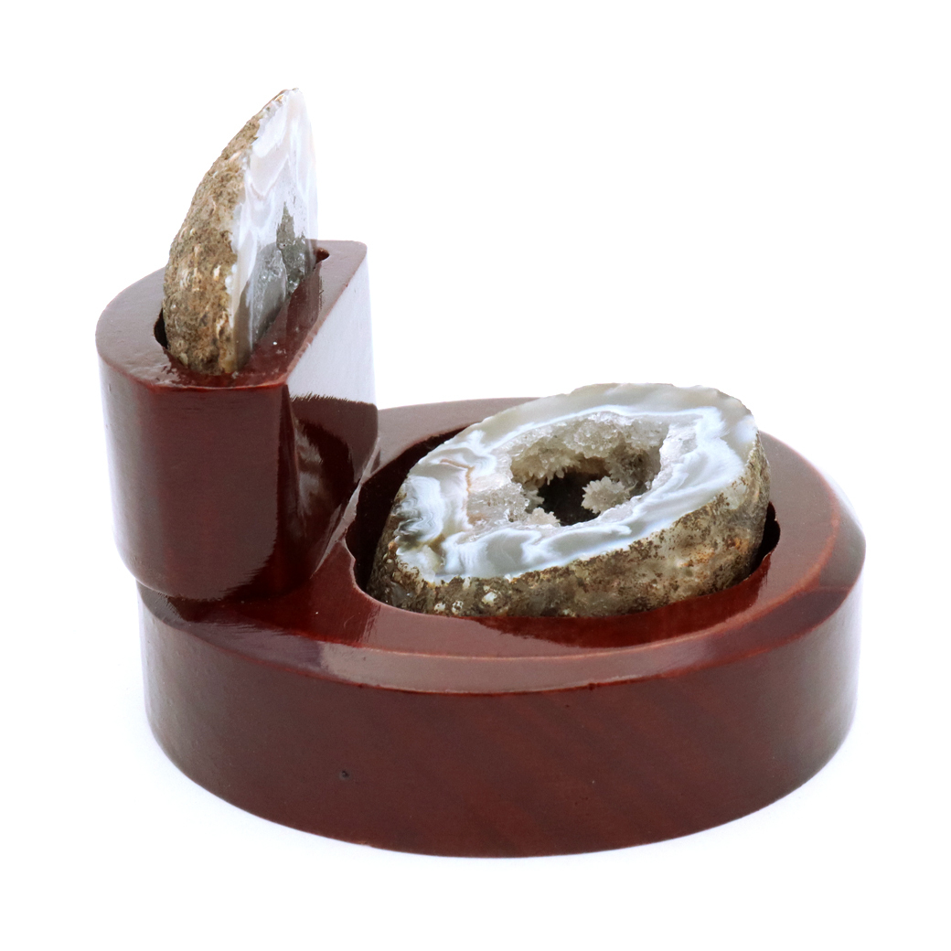 GOLD STONE トレジャーメノウ 台付き 1点もの 124g 瑪瑙 風水 聚宝盆