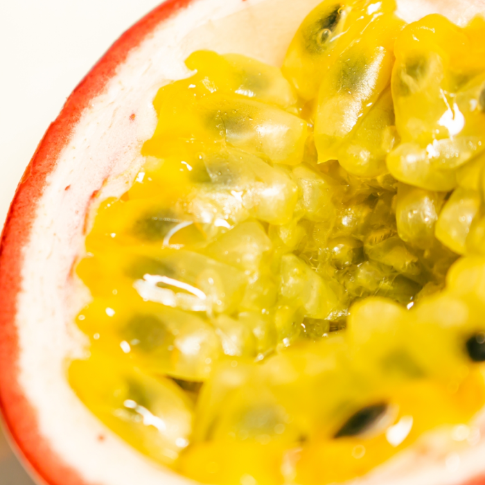  Father's day passionfruit 1kg domestic production Kyushu production direct delivery from producing area Kagoshima prefecture Kagoshima prefecture production Kyushu food ingredients fruit fruit 