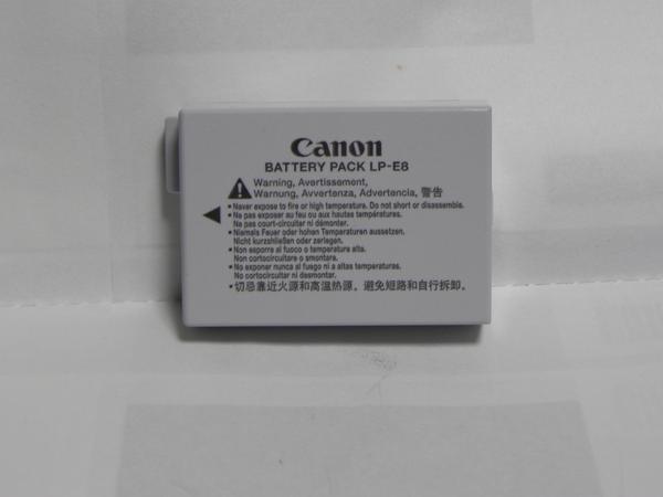 Canon Canon LP-E8 battery pack ( used genuine products )