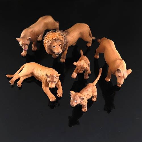 ミニチュア 動物 ライオン 群れ 家族 6匹セット AO-010 置物 宅配便