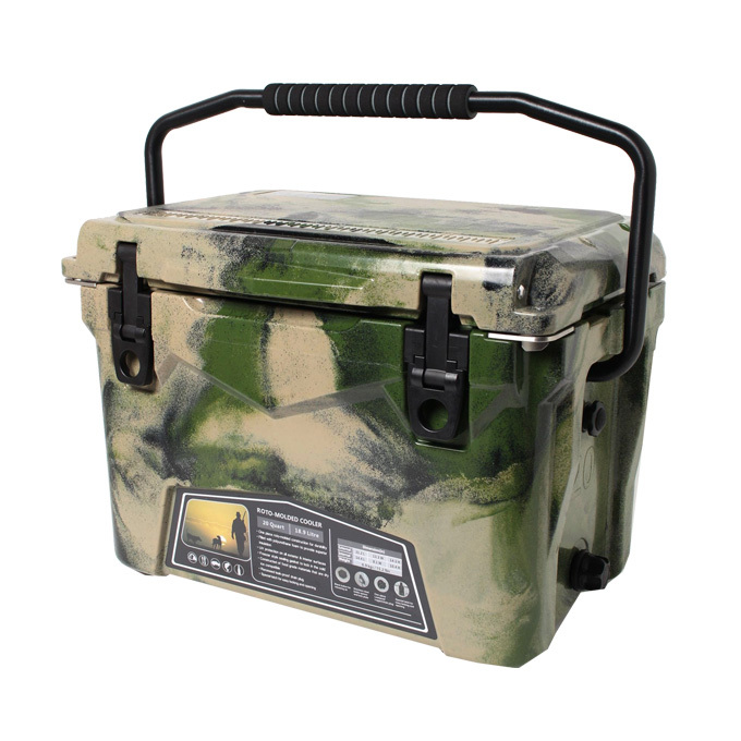 ICE AGE アイスエイジクーラーボックス 45QT（アーミーカモ
