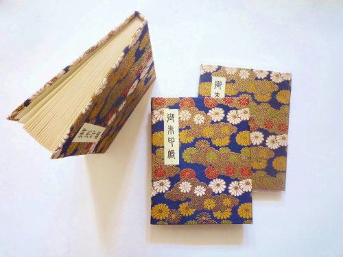御朱印帳 ブック式 和綴じ カバー付 60ページ 菊 : 御朱印帳の高野山法