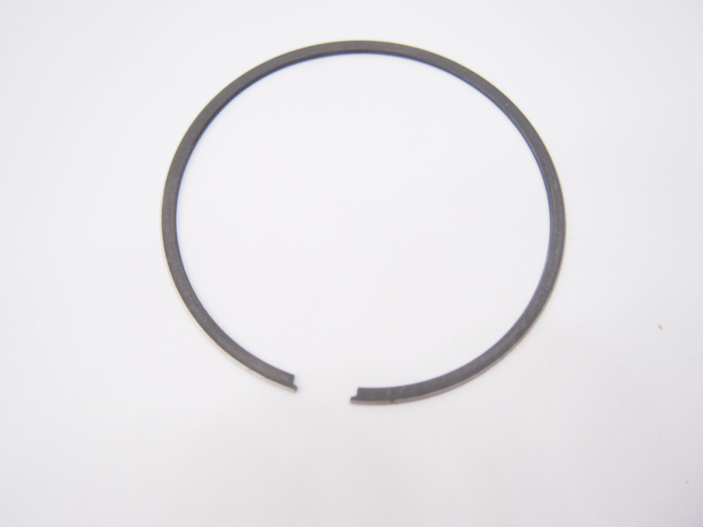  including in a package shipping OK!CR250.1981-85 original piston ring 0.50O/S already one goods join buying . please 