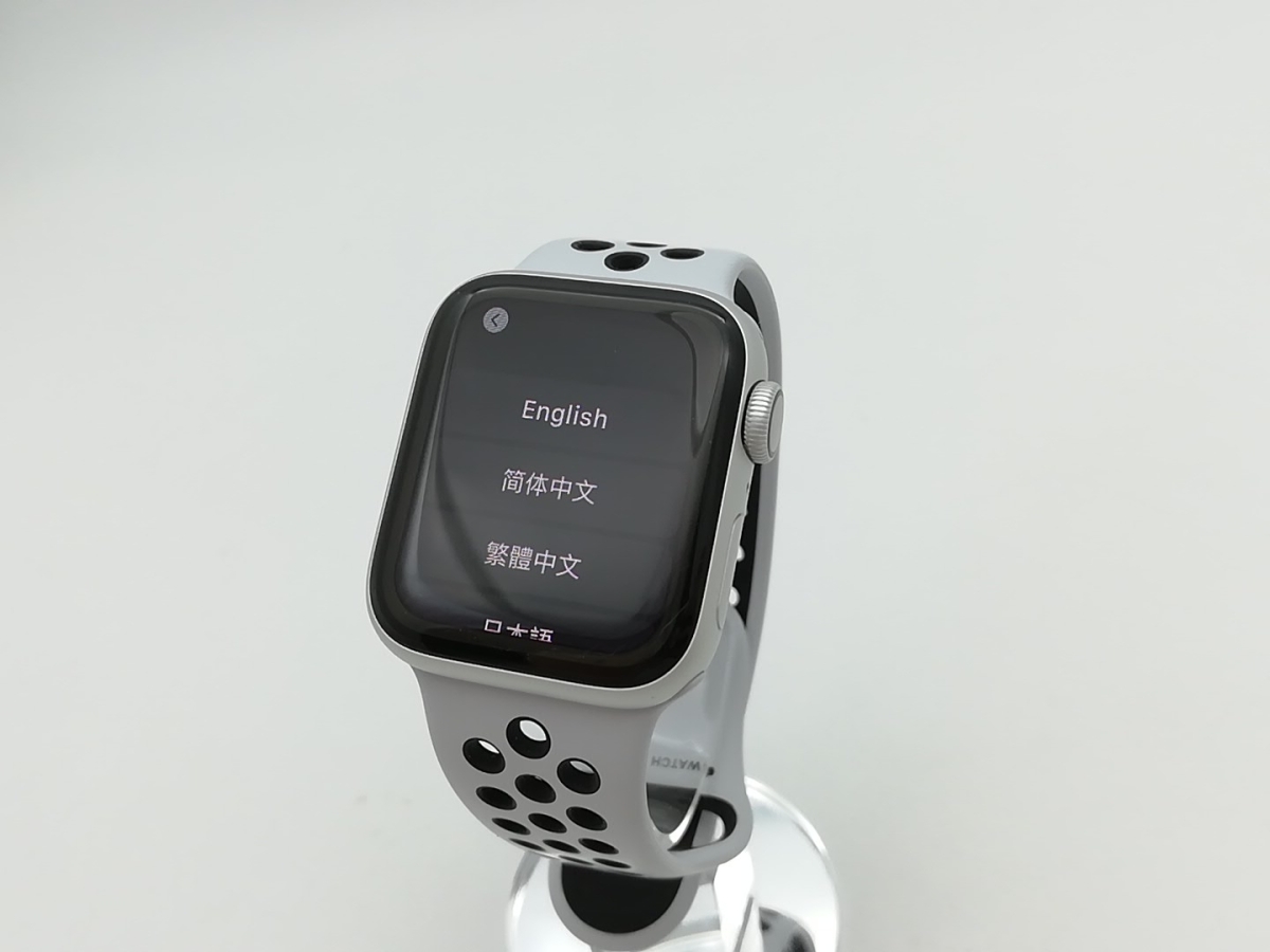 Apple Apple Watch Nike＋ Series 4 GPSモデル 40mm シルバー  