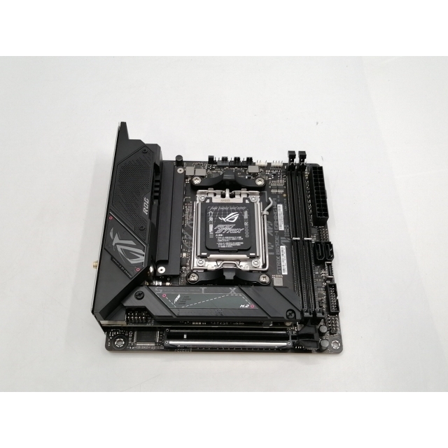 ROG STRIX B650E-I Gaming WiFi マザーボード ROG STRIX B650E-I GAMING WIFI | Motherboards | ROG United States