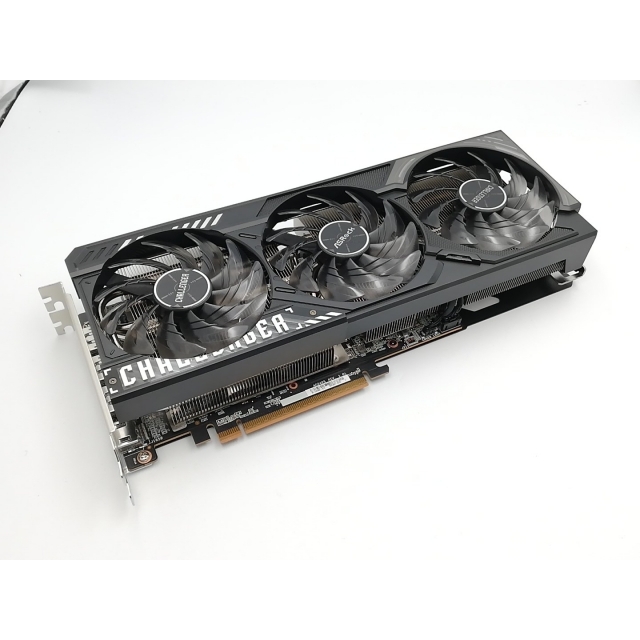 グラフィックボード・グラボ・ビデオカード ASRock Radeon RX 9070 Challenger 16GB ASRock RX9070 CL 16G ［AMD Radeon RX 9070 Challenger 16GB
