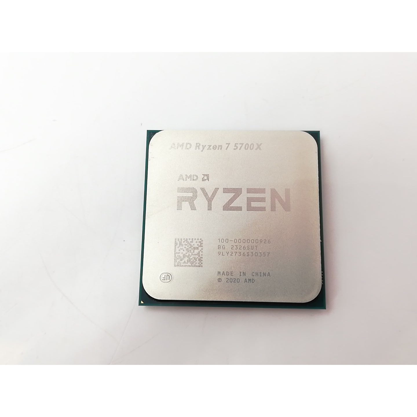 新品未使用 AMD Ryzen 7 5700X Socket AM4(CPUのみ) グリス付き 新品未使用 AMD Ryzen 7 5700X Socket AM4(CPUのみ) グリス付き