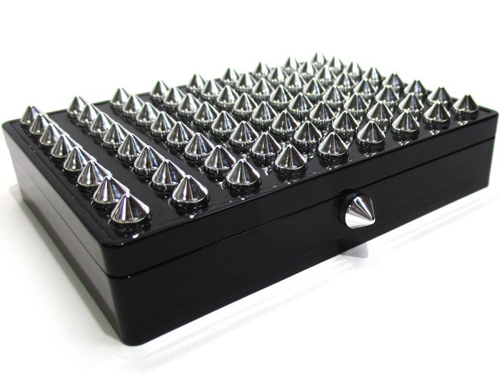 [ used ]Christian Louboutinla Palette cosme case spike studs black red silver metal fittings 