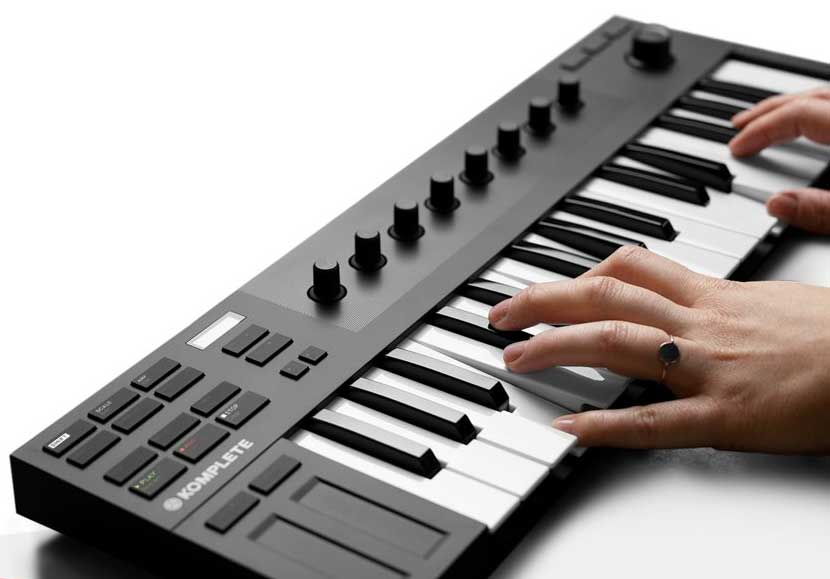 neitib instrument uru men tsu32 key MIDI keyboard * controller Native Instruments KOMPLETE-KONTROL-M32 returned goods kind another A