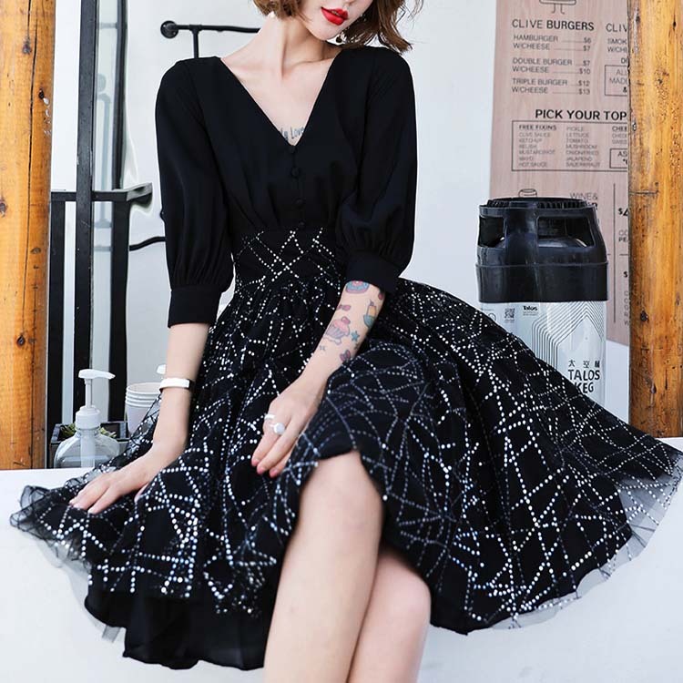 ドレス レディース パーティードレス ショート丈 チュール 5分袖 袖あり Vネック イブニングドレス フレア 切り替え パーティー 体系カバー 謝恩会

 ジョイフィール joyfeel